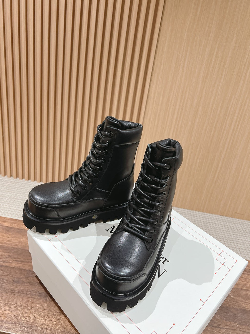 Alexander McQueen Black & Rose Gold Designer Shoes EU 35-44 - detail image 4