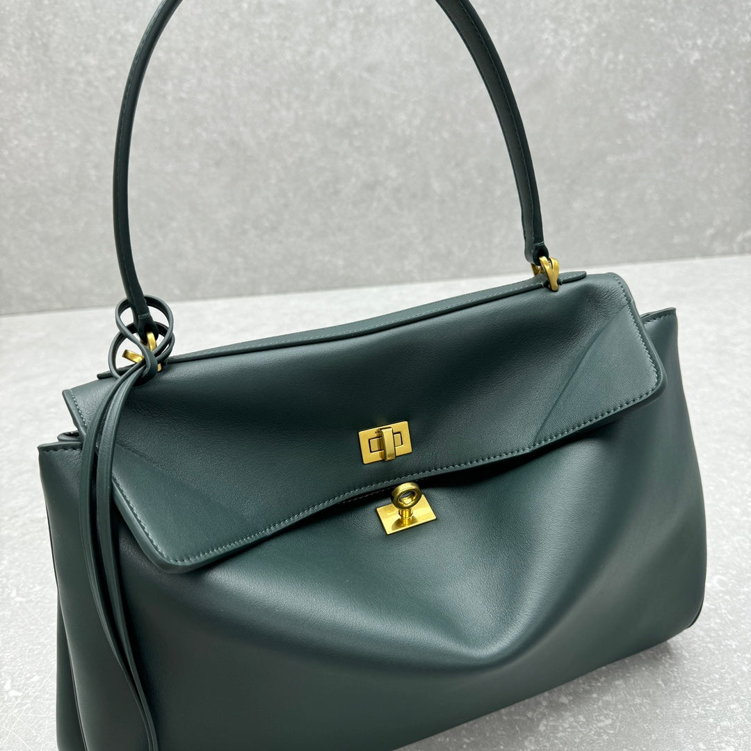 Balenciaga 92866MEDIUM Green & Black Designer Handbag - detail image 6