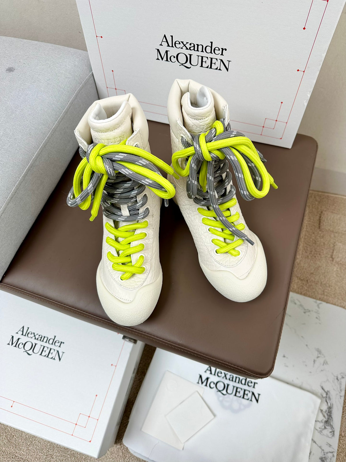 Alexander McQueen Silver Designer Shoes EU 35-44 Edition 3