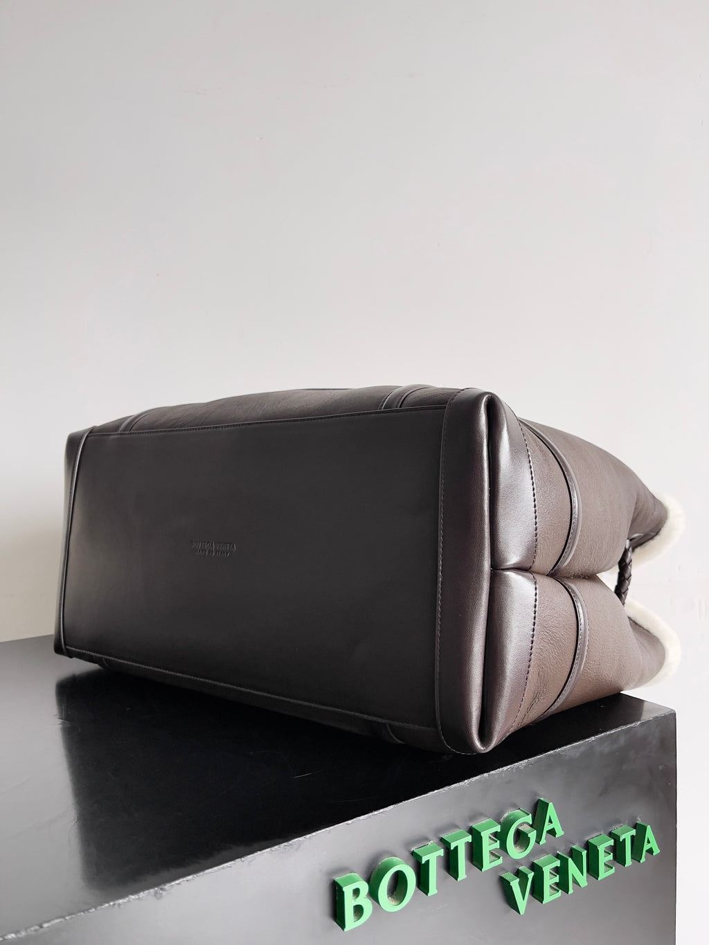 Bottega Veneta 743575 Black Designer Apparel - detail image 2
