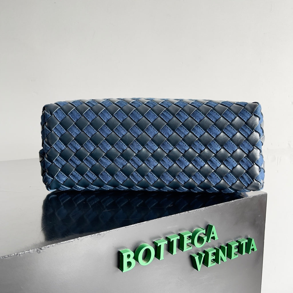 Bottega Veneta 743572 Black & Blue Designer Wallet - detail image 4