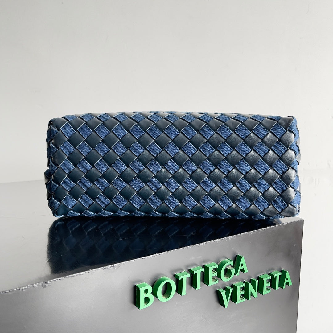 Bottega Veneta 743572 Black & Blue Designer Wallet - detail image 4