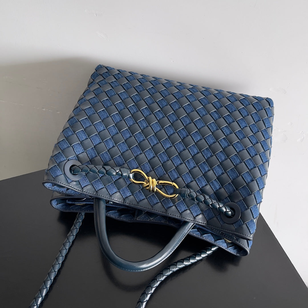 Bottega Veneta 743572 Black & Blue Designer Wallet - detail image 6