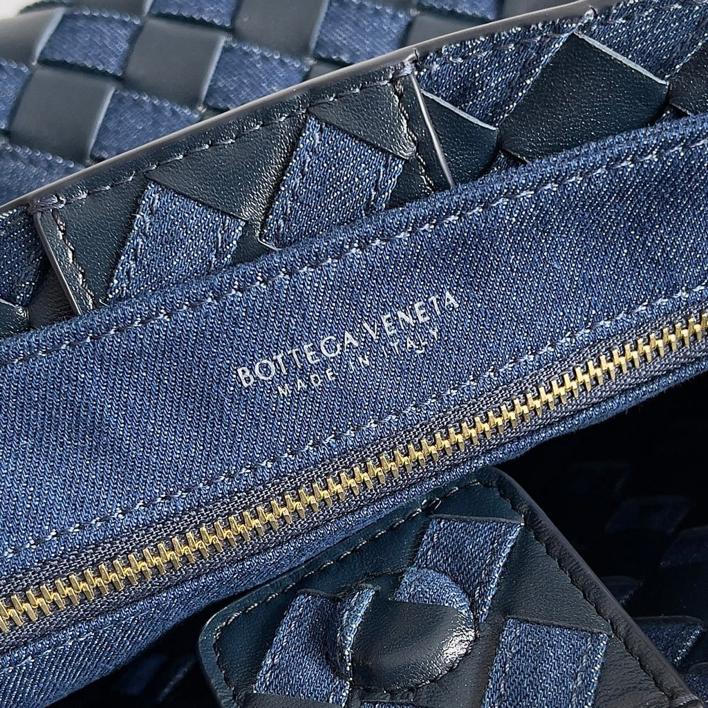 Bottega Veneta 743568 Black & Blue Designer Handbag - detail image 8