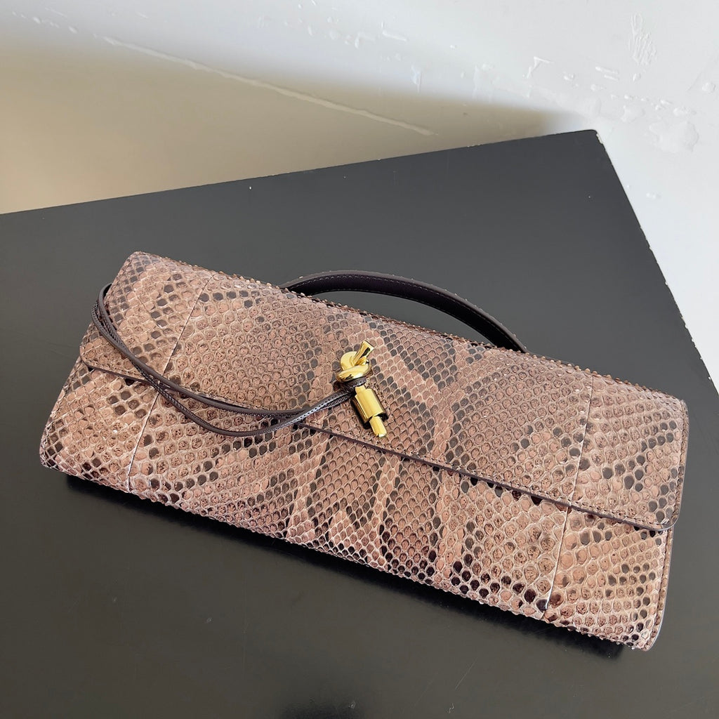 Bottega Veneta 794945 Black Clutch Bag - detail image 6
