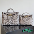 Bottega Veneta Black Designer Handbag Edition 913