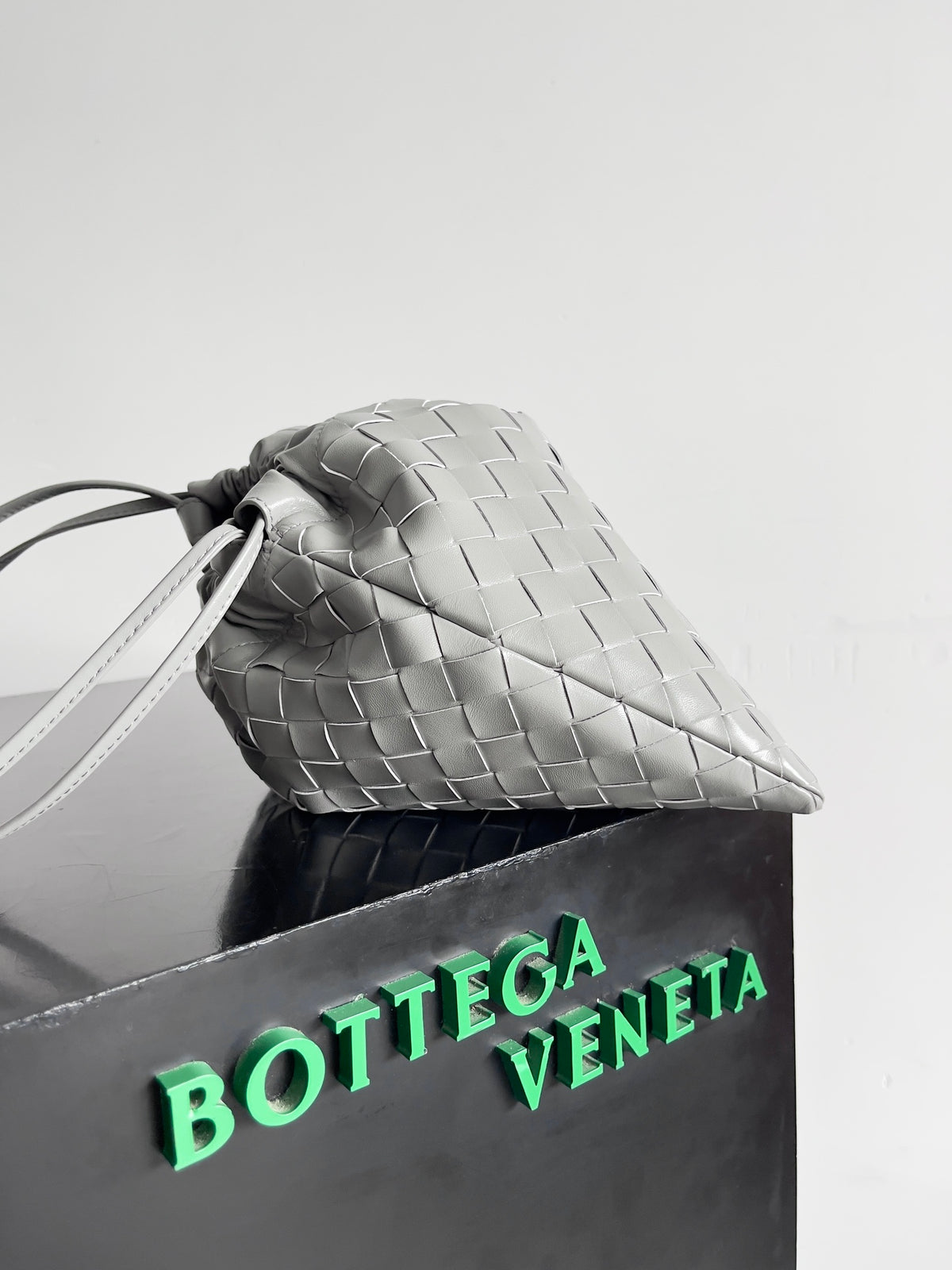 Bottega Veneta 796728 Black Hobo Bag Edition 7 - detail image 2
