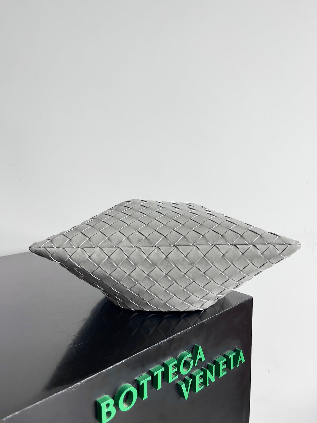 Bottega Veneta 796728 Black Hobo Bag Edition 7 - detail image 3