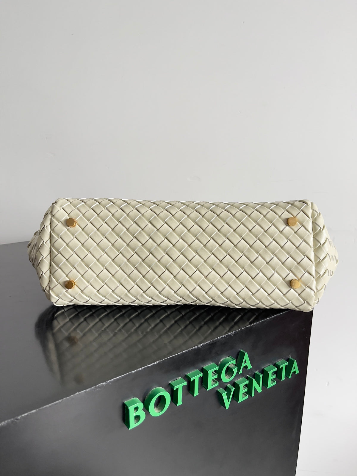 Bottega Veneta 796258 Black Designer Handbag Edition 4 - detail image 3