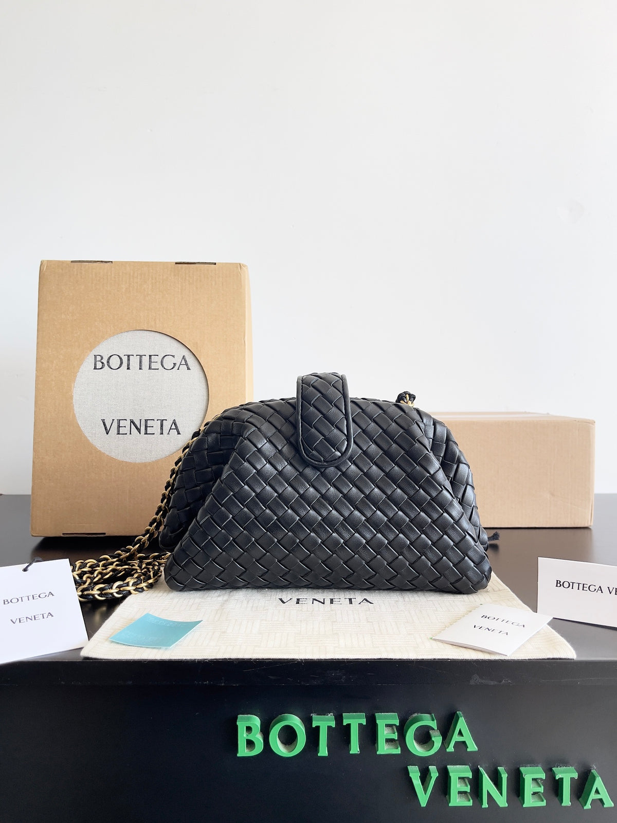 Bottega Veneta Black Designer Handbag Edition 888