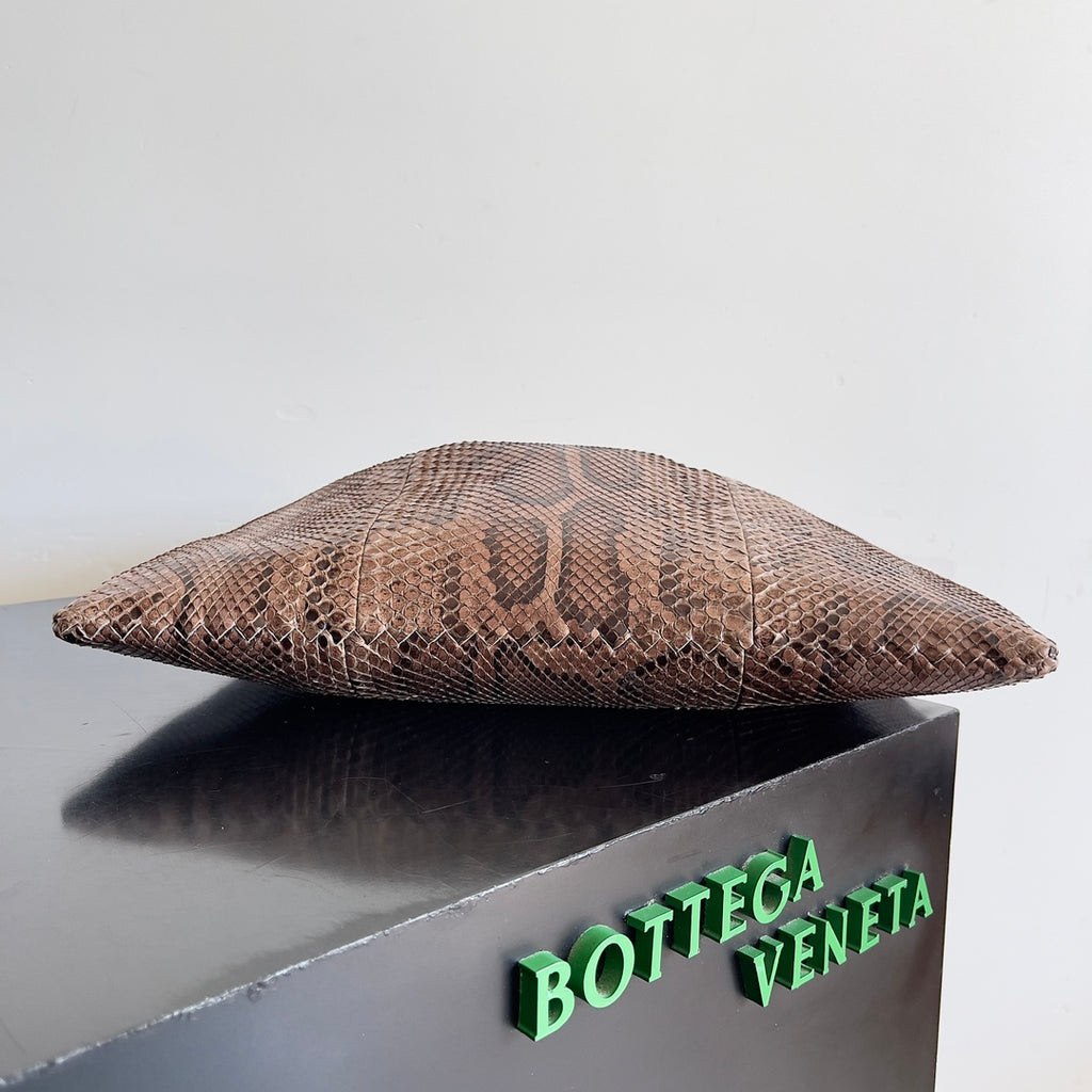 Bottega Veneta 794939 Black Designer Wallet - detail image 3