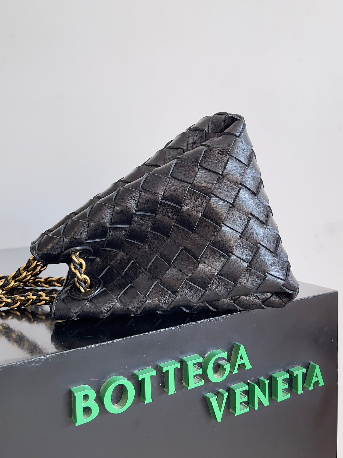 Bottega Veneta 817175 Black Chain Bag - detail image 2