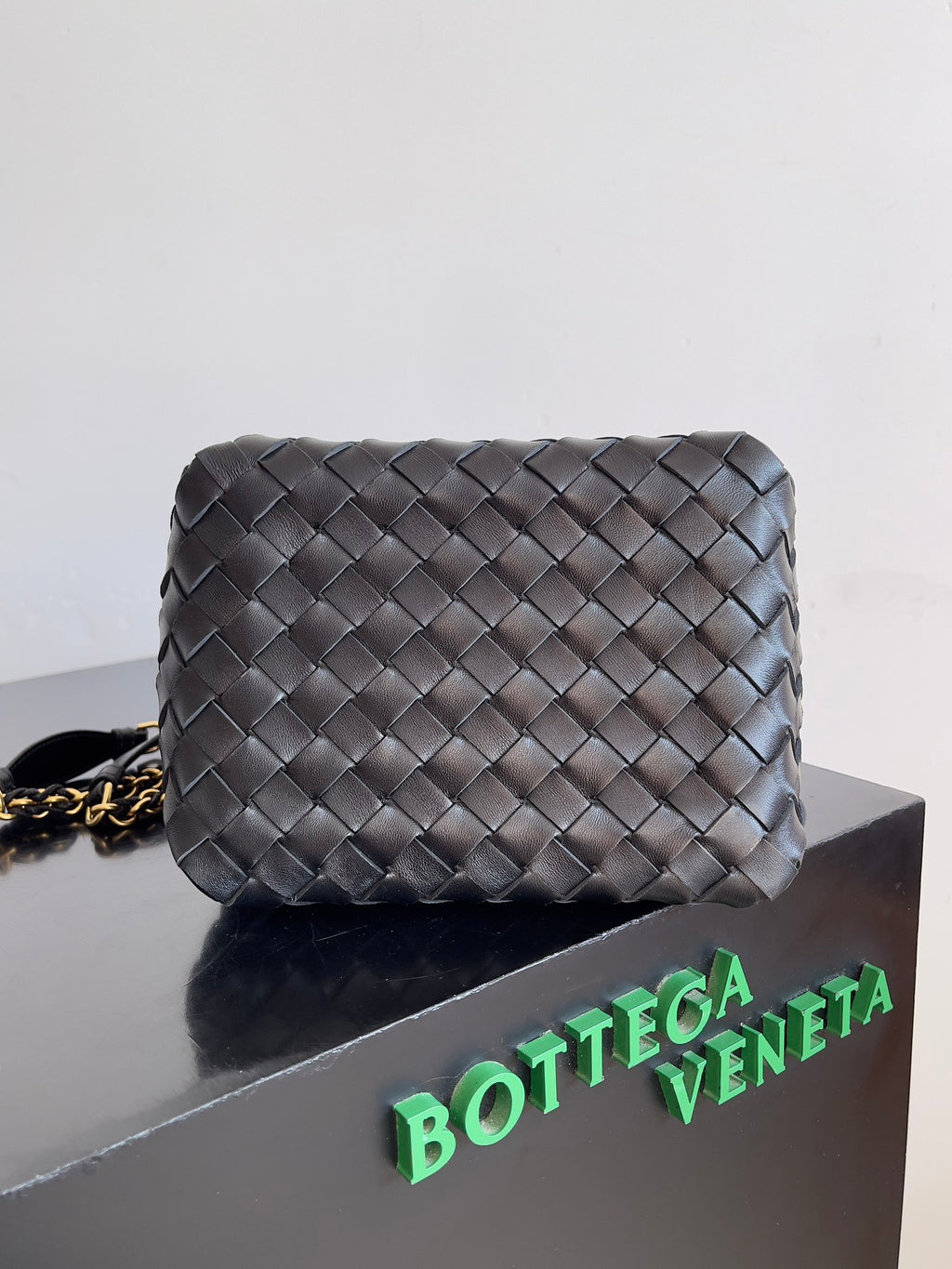 Bottega Veneta 817175 Black Chain Bag - detail image 3