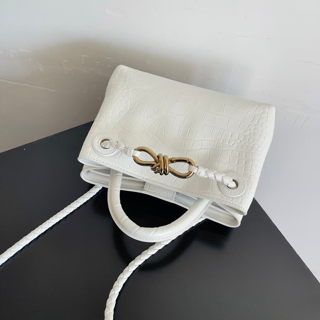 Bottega Veneta 777614 Black Designer Handbag Edition 2 - detail image 6