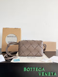 Bottega Veneta Black Designer Wallet Edition 34