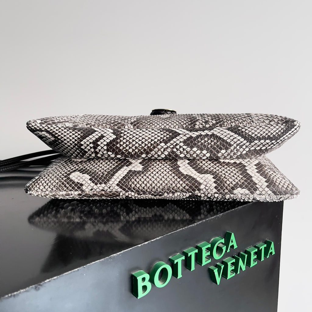 Bottega Veneta 806034 Black Clutch Bag - detail image 4