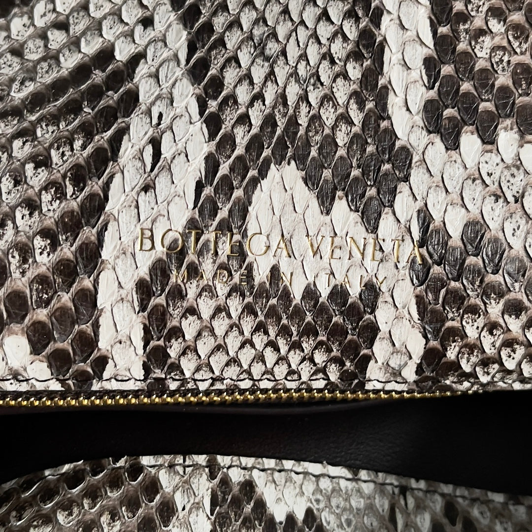 Bottega Veneta 806034 Black Clutch Bag - detail image 7