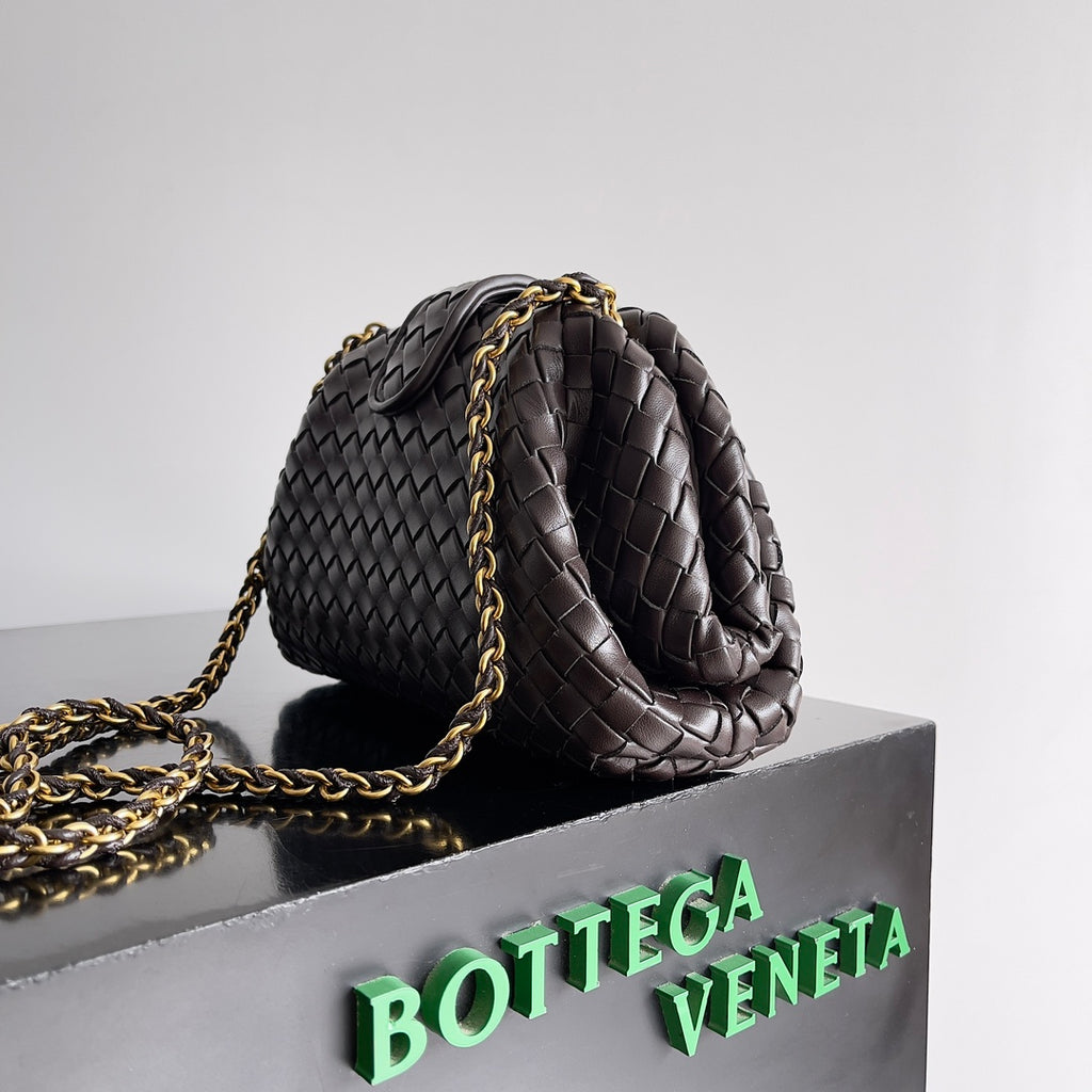 Bottega Veneta 804038 Black Clutch Bag Edition 6 - detail image 2