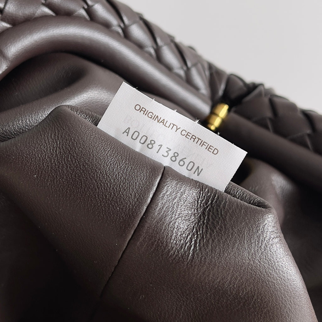 Bottega Veneta 804038 Black Clutch Bag Edition 6 - detail image 8