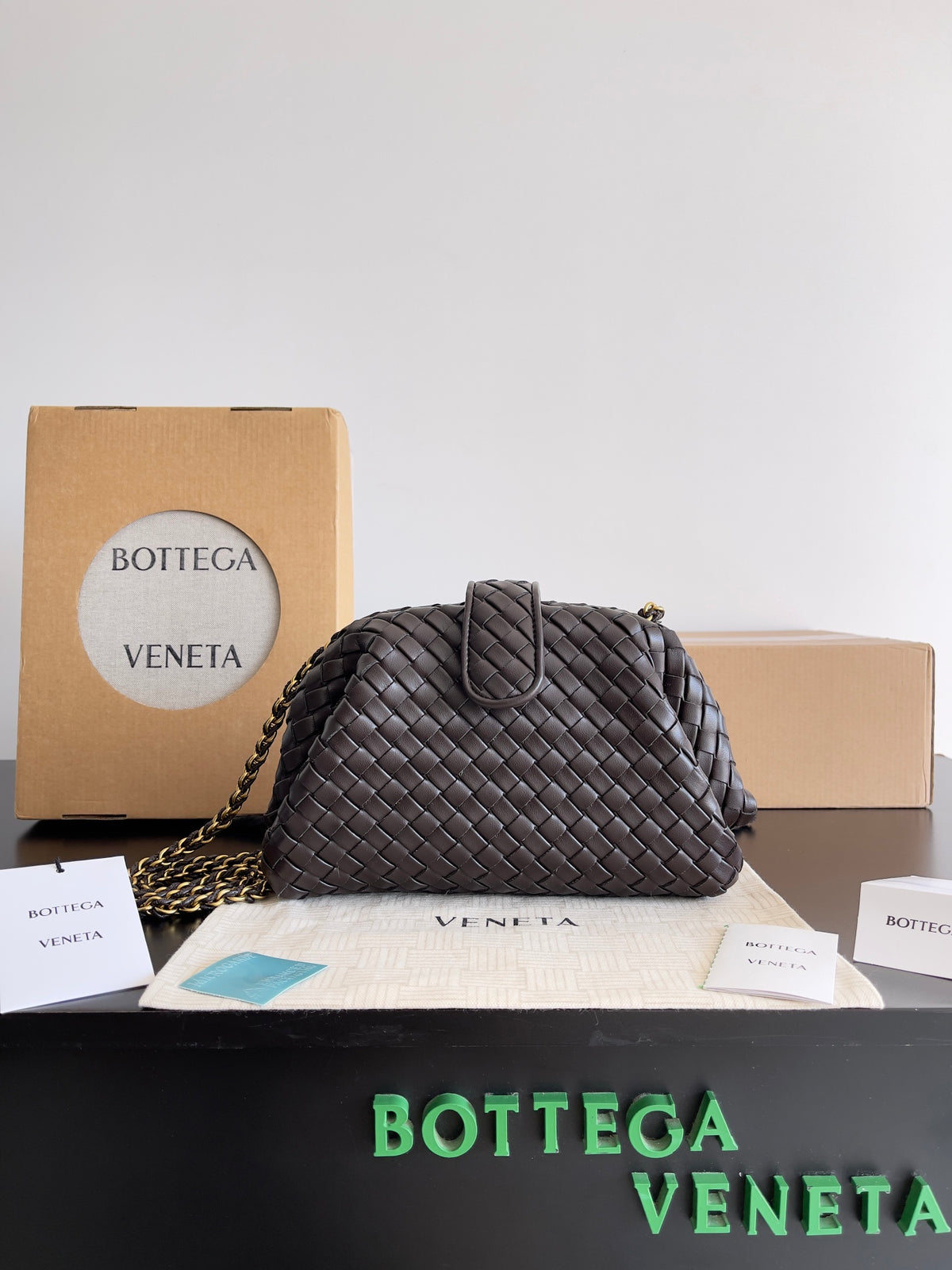 Bottega Veneta Black Designer Handbag Edition 887