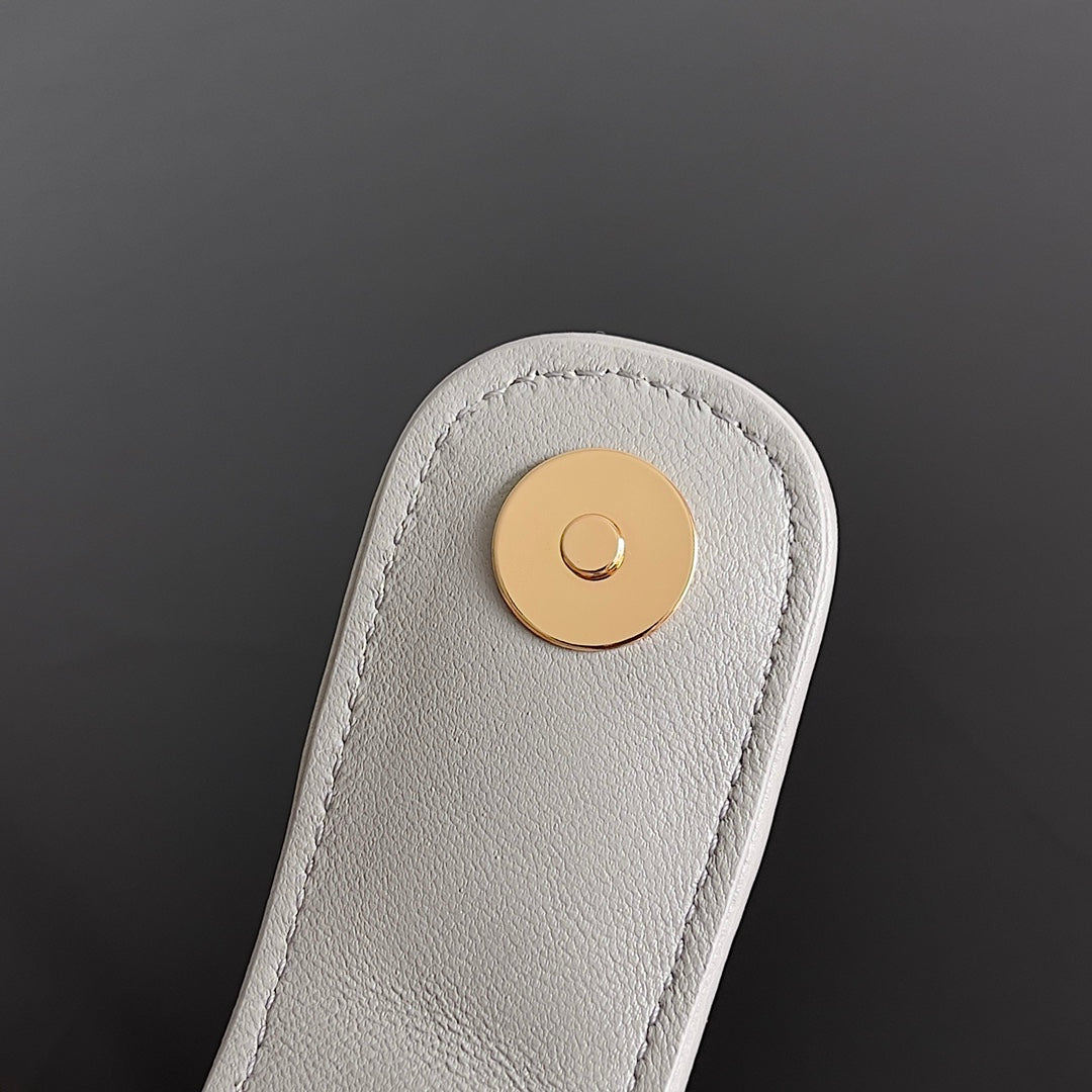 Bottega Veneta 804038 Black Clutch Bag Edition 5 - detail image 6