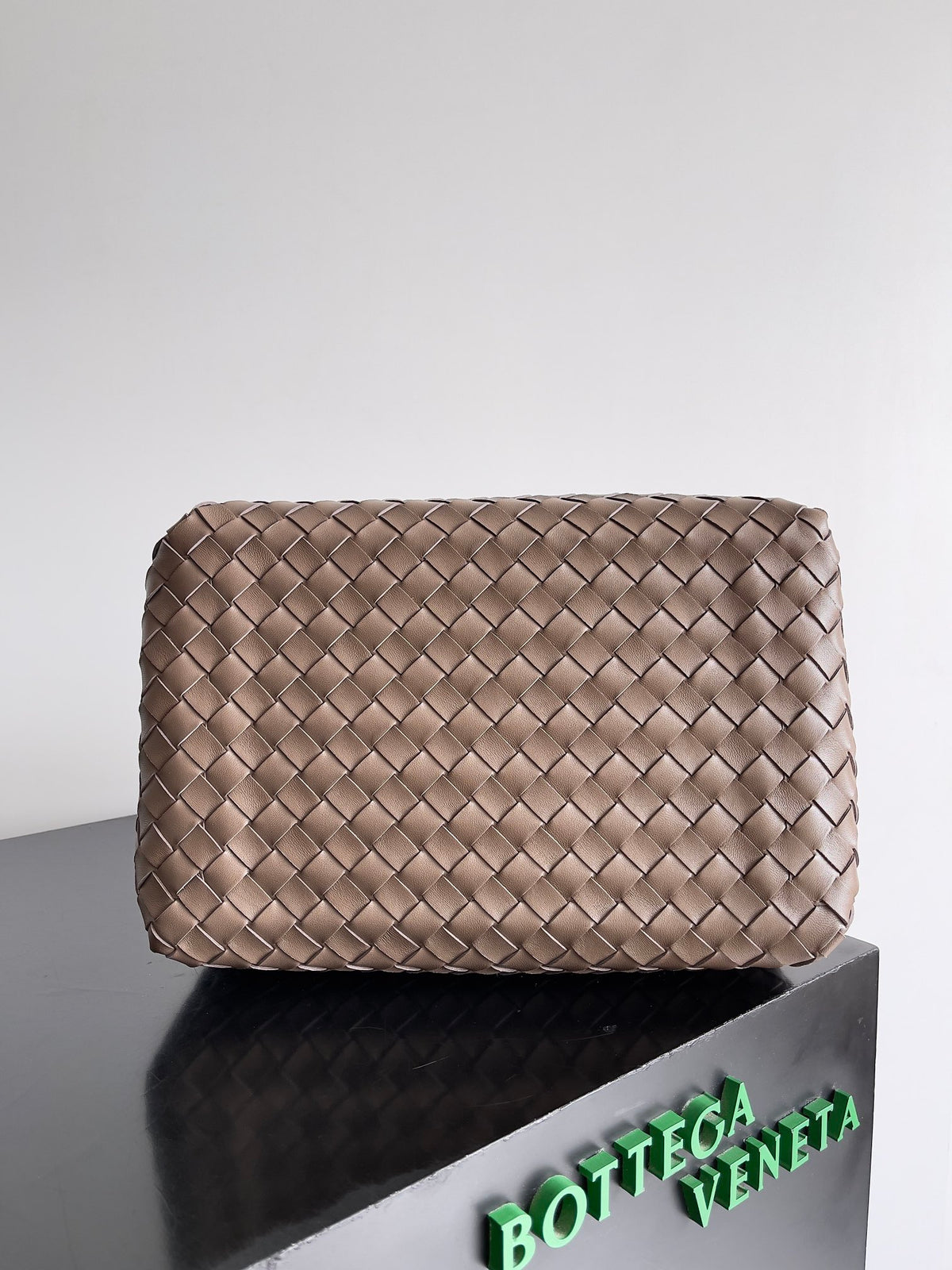 Bottega Veneta 796571 Silver Designer Handbag Edition 2 - detail image 3