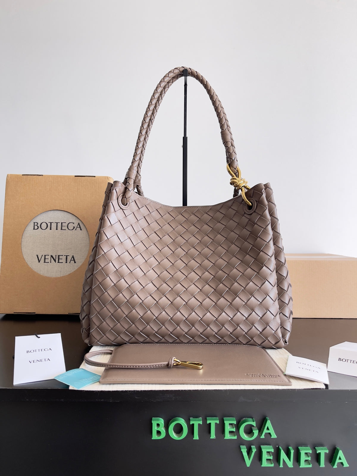Bottega Veneta Black Designer Handbag Edition 771