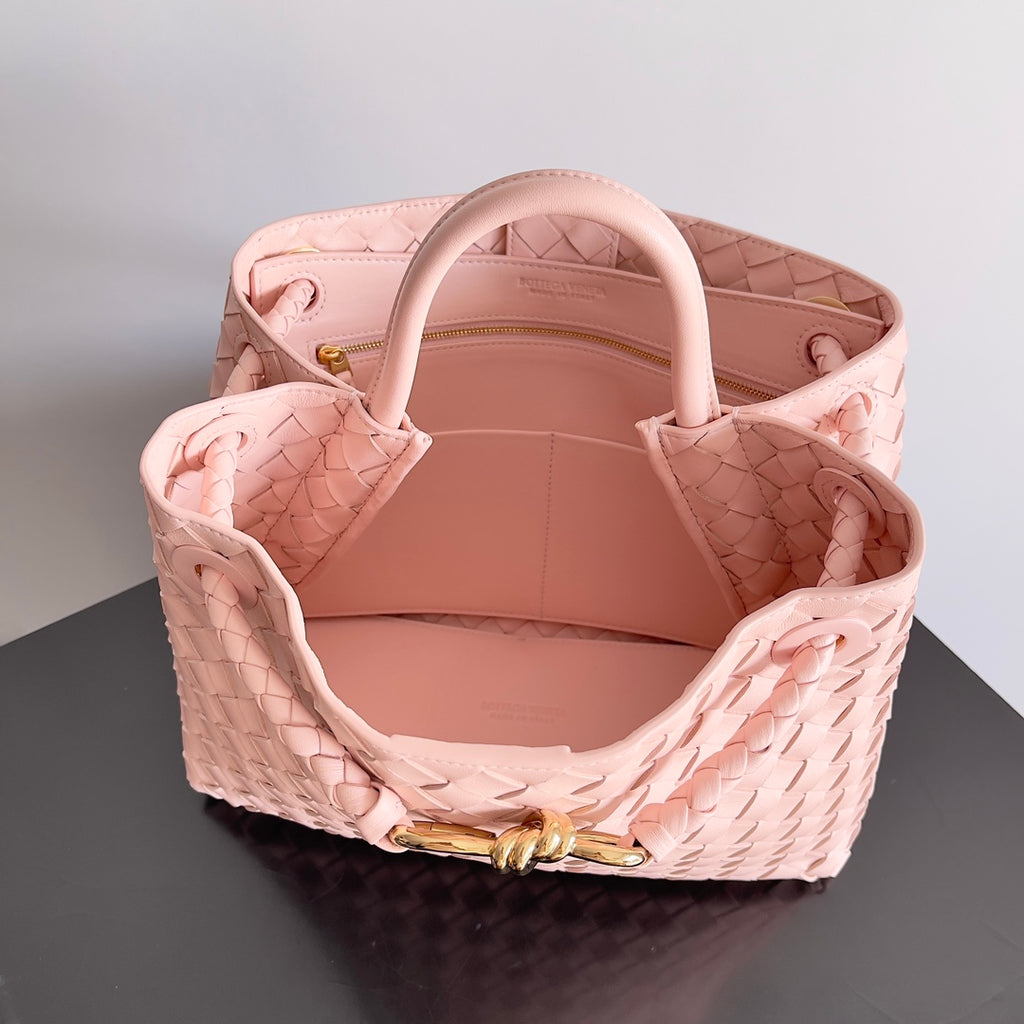 Bottega Veneta 743572 Black Designer Handbag Edition 4 - detail image 9