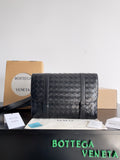 Bottega Veneta Black Designer Handbag Edition 725