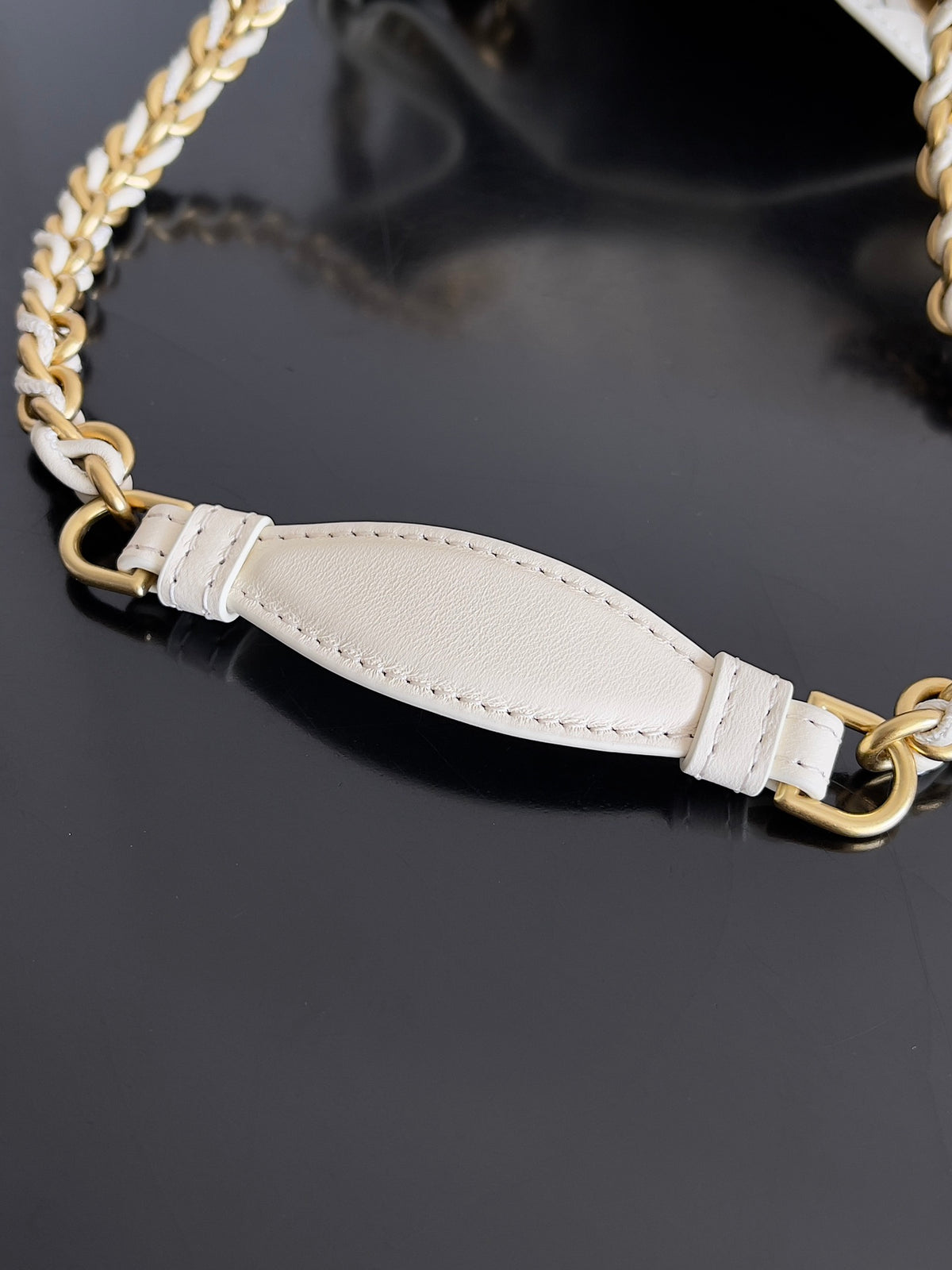 Bottega Veneta 817175 Black Chain Bag Edition 5 - detail image 4