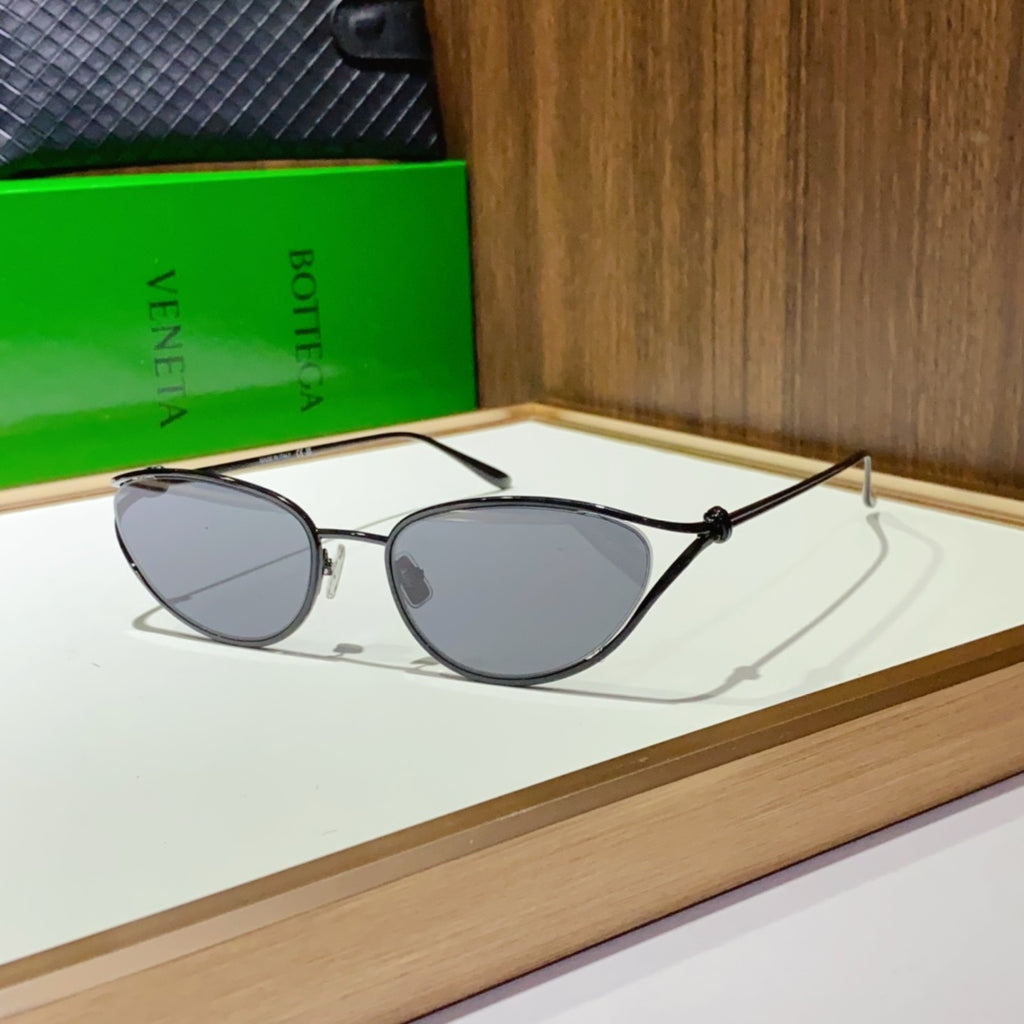 Bottega Veneta BV1330S Brown & Green Designer Sunglasses 57-19-130 mm - detail image 5