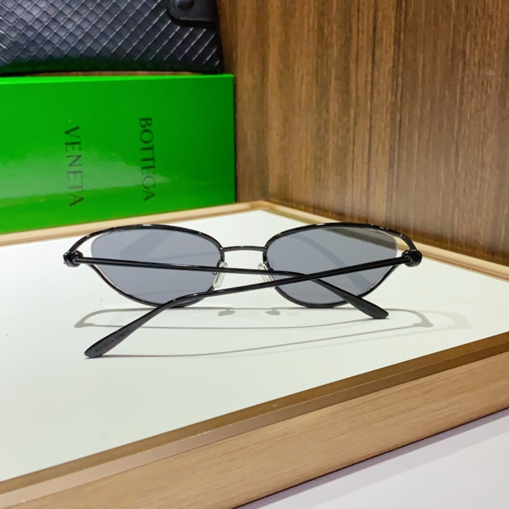 Bottega Veneta BV1330S Brown & Green Designer Sunglasses 57-19-130 mm - detail image 6
