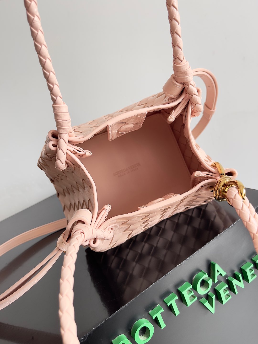 Bottega Veneta 796569 Silver Designer Handbag Edition 3 - detail image 9