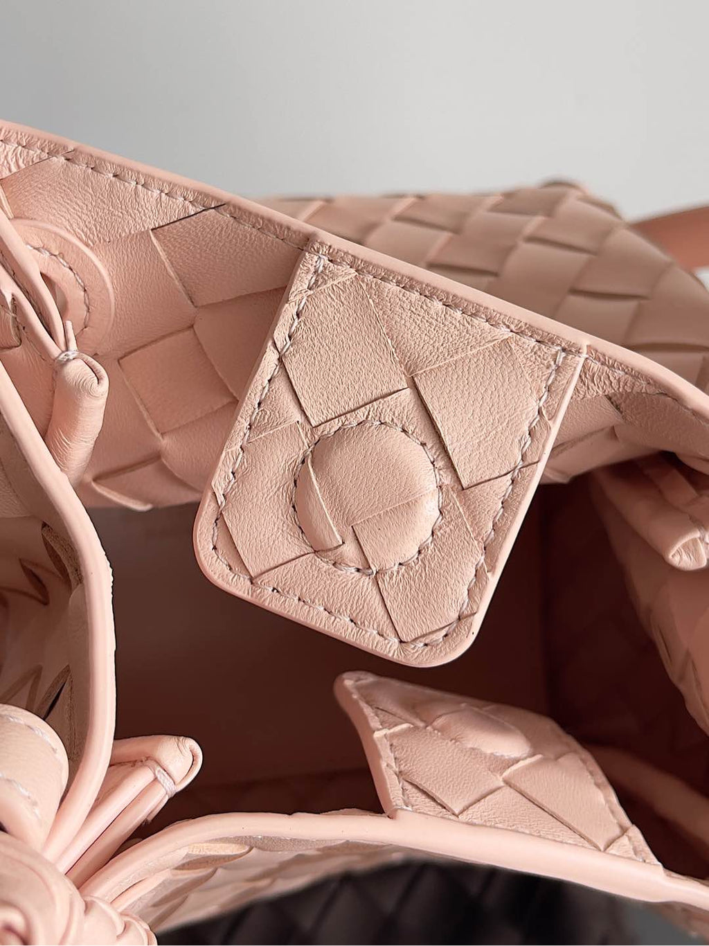 Bottega Veneta 796569 Silver Designer Handbag Edition 3 - detail image 7