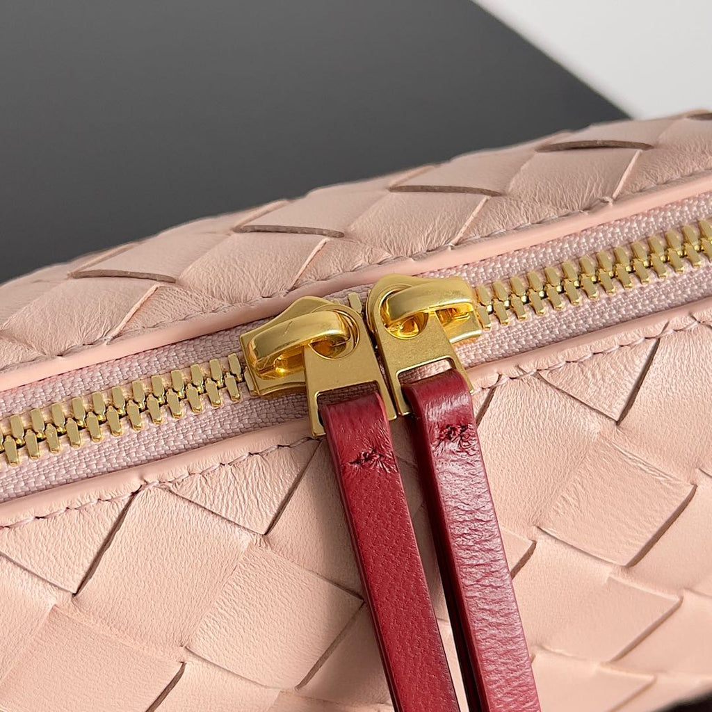 Bottega Veneta 794258 Black & Red Pouch Bag - detail image 5