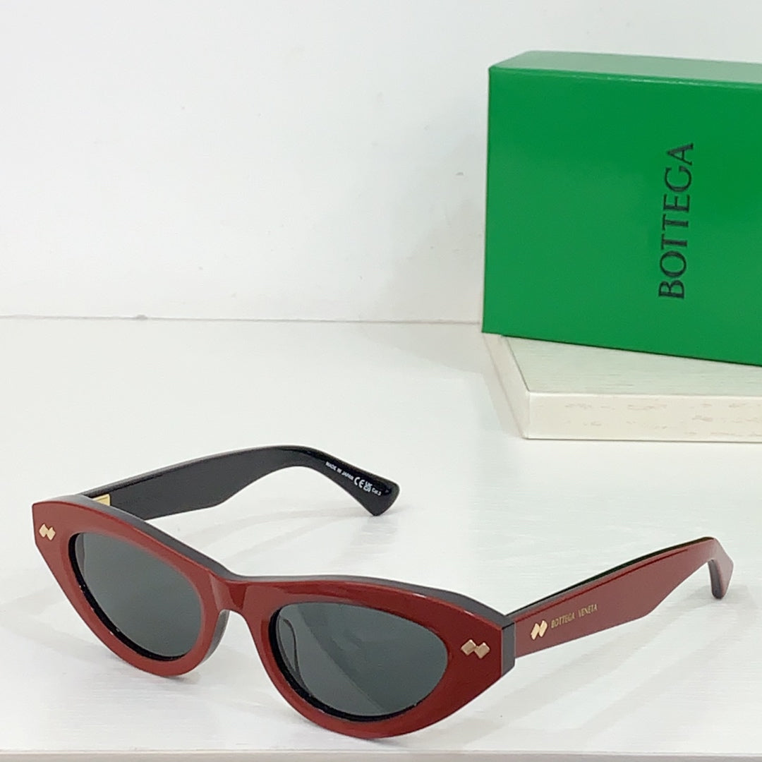 Bottega Veneta BV1350S Green Designer Sunglasses 50-21-145 mm - detail image 6