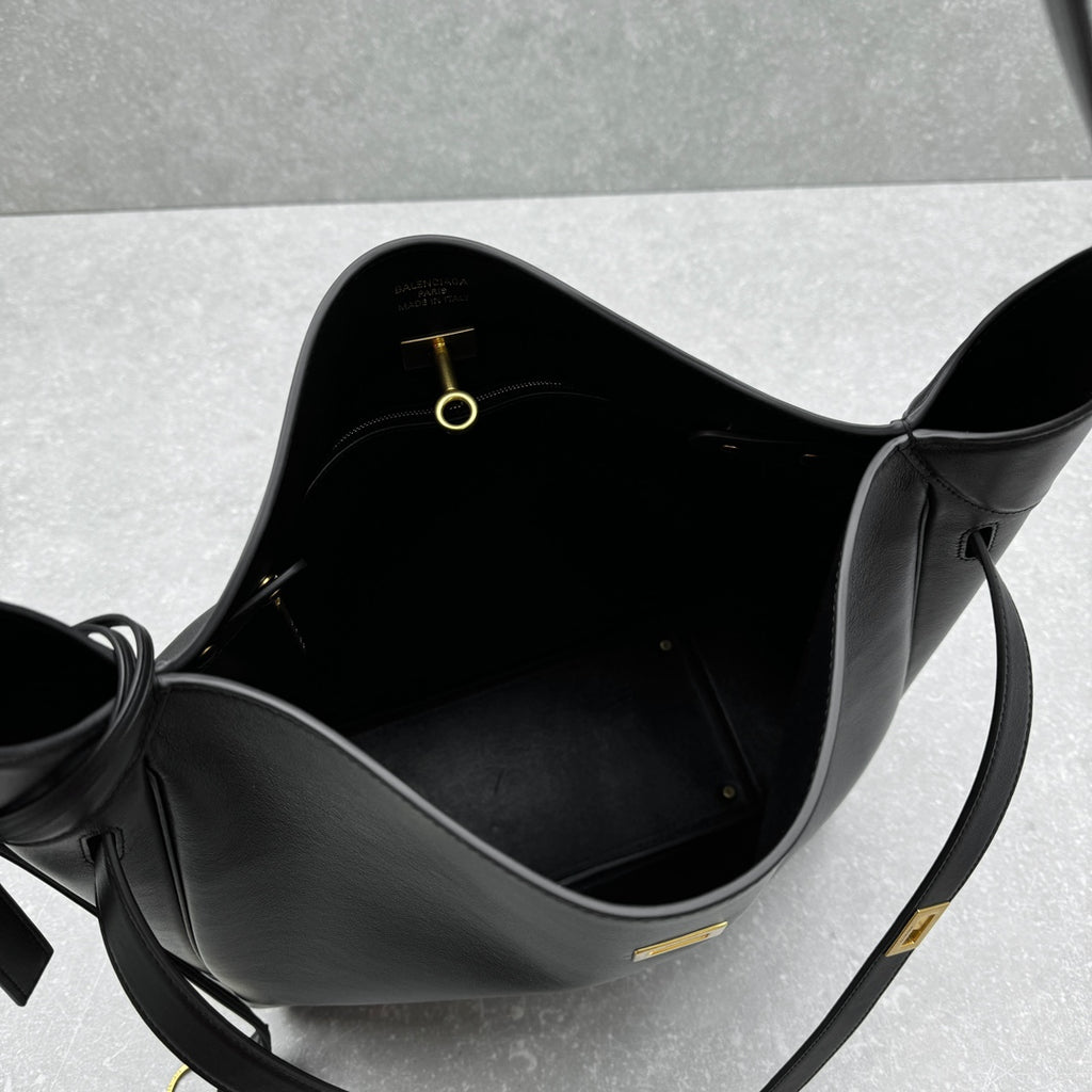 Balenciaga 92881SMALL Black & Red Hobo Bag Edition 3 - detail image 7