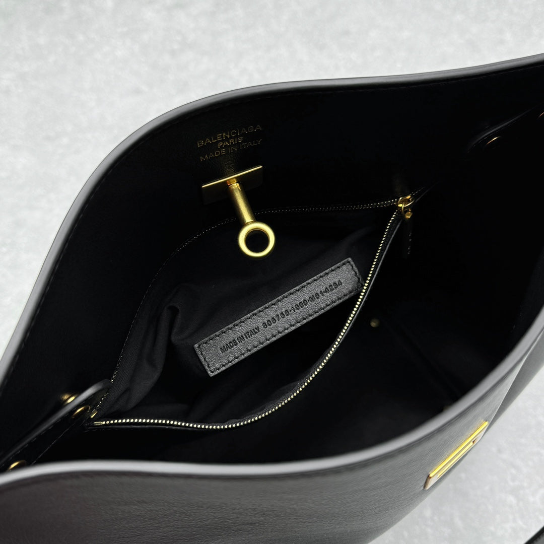 Balenciaga 92881SMALL Black & Red Hobo Bag Edition 3 - detail image 9