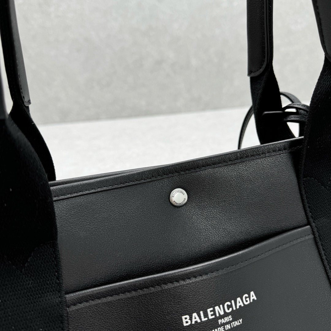 Balenciaga 92884SIZE Black Designer Handbag - detail image 6