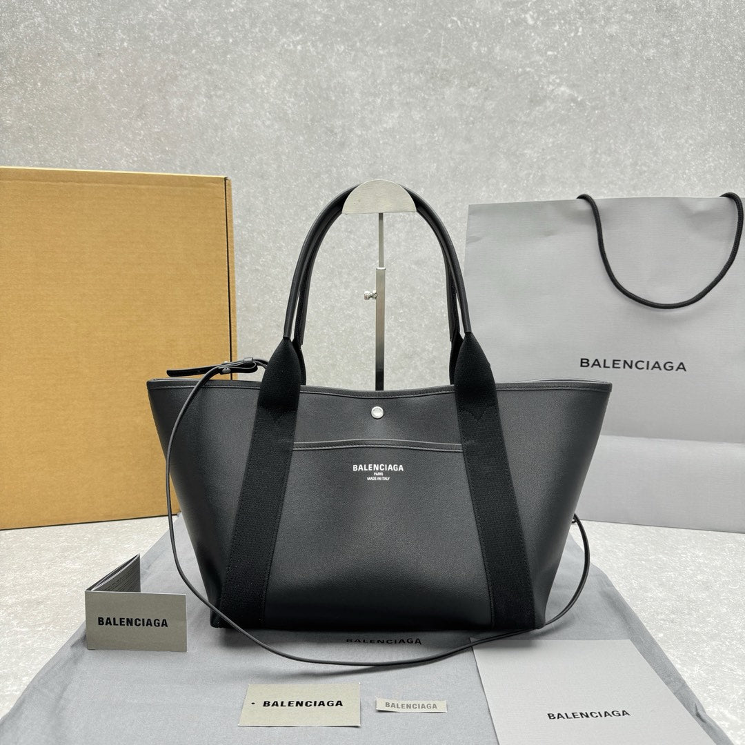 Balenciaga 92884SIZE Black Designer Handbag