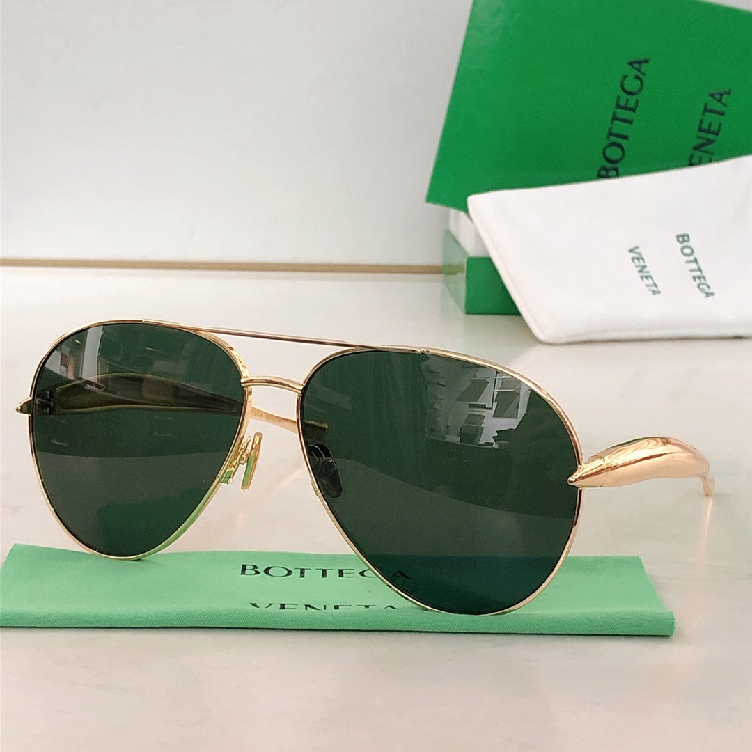 Bottega Veneta BV1305S Green Designer Sunglasses - detail image 2