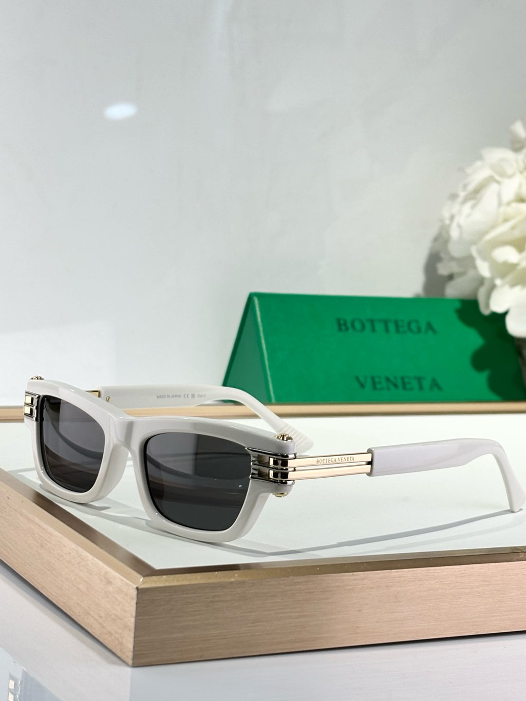 Bottega Veneta BV1308S Green Designer Sunglasses 50-19-145 mm - detail image 2