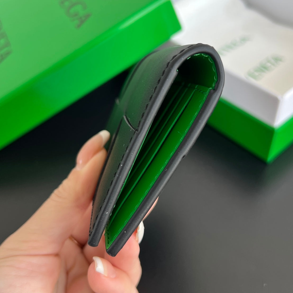 Bottega Veneta Black & Green Card Holder Edition 6 - detail image 3