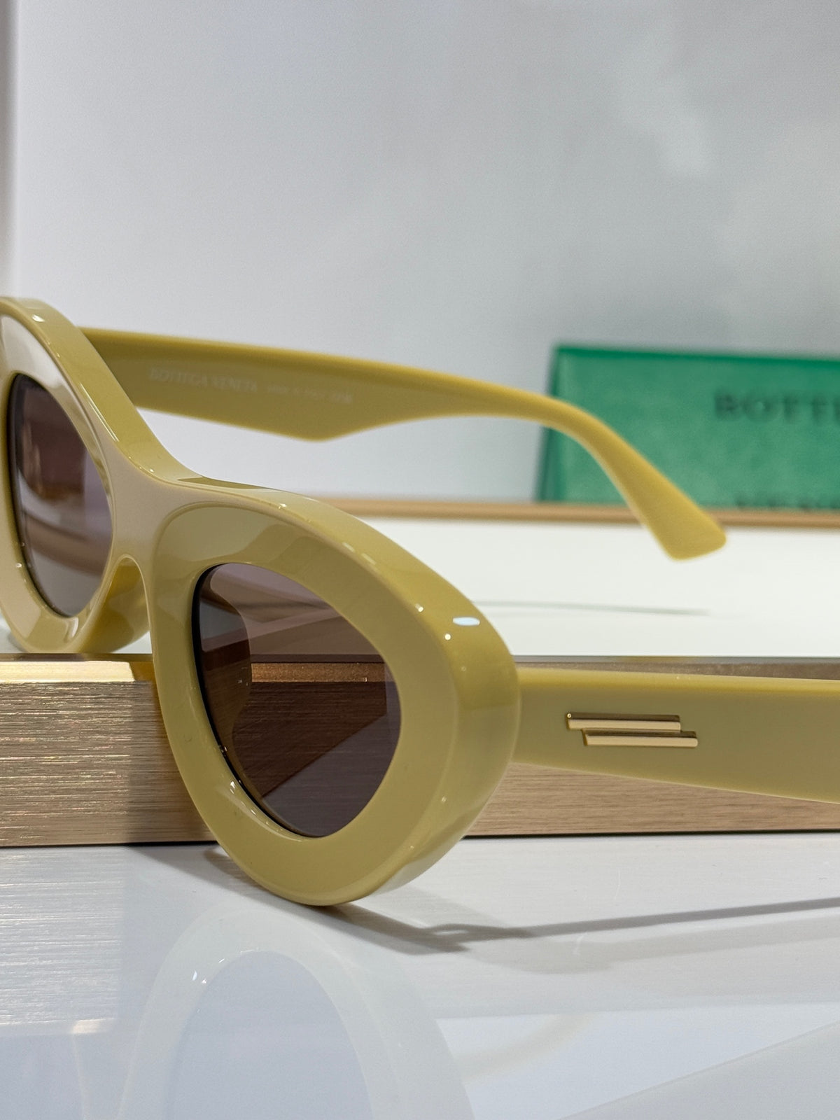 Bottega Veneta BV1325S Green & Rose Gold Designer Sunglasses 51-22-140 mm - detail image 6