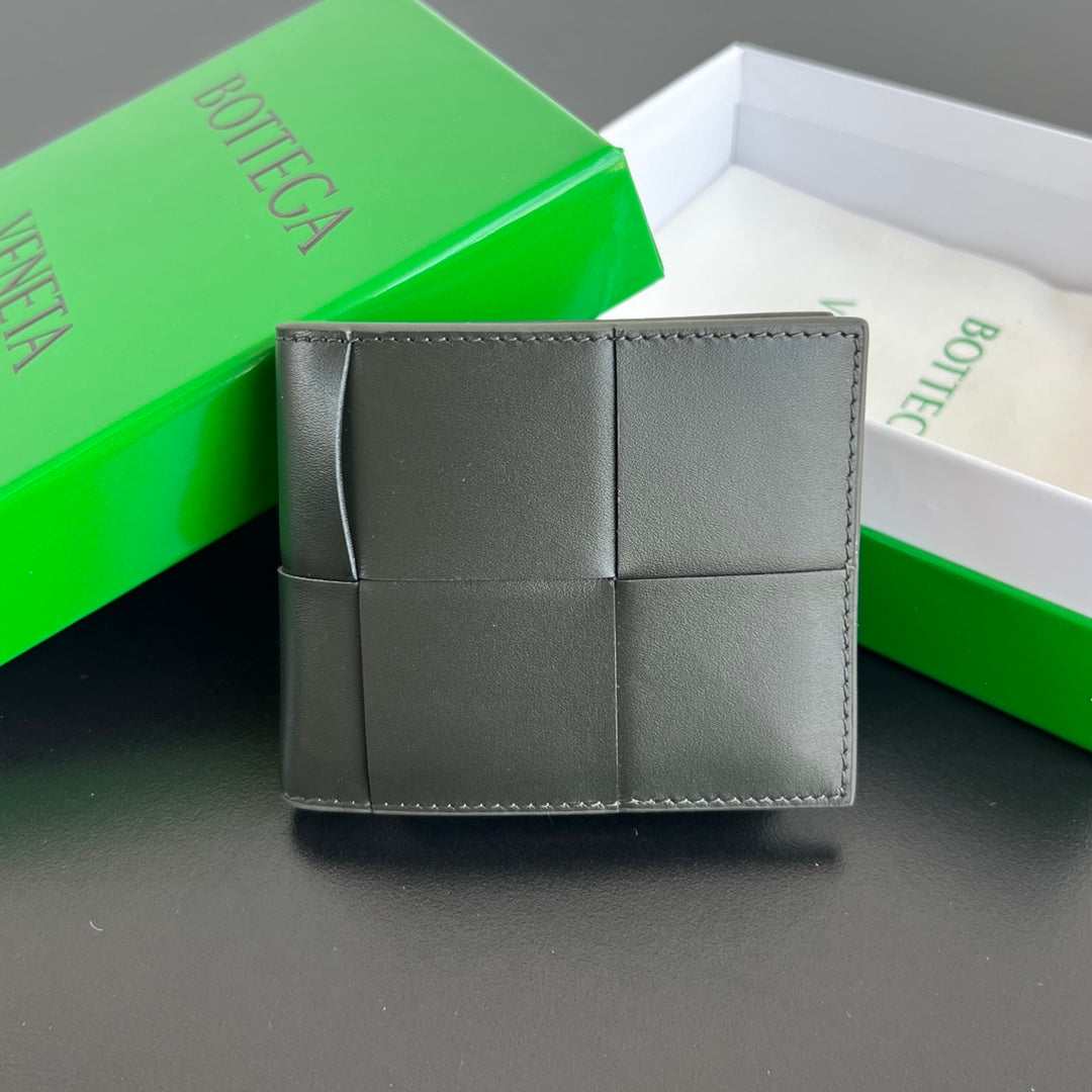 Bottega Veneta Black & Green Coin Purse Edition 25