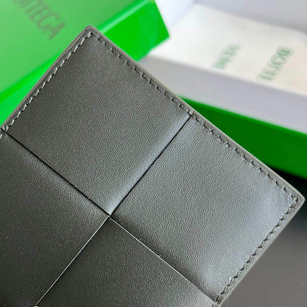 Bottega Veneta Black & Green Coin Purse Edition 25 - detail image 9