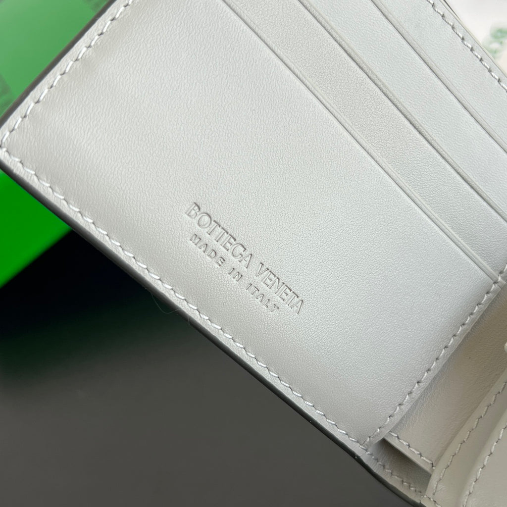 Bottega Veneta Black & Green Coin Purse Edition 25 - detail image 8