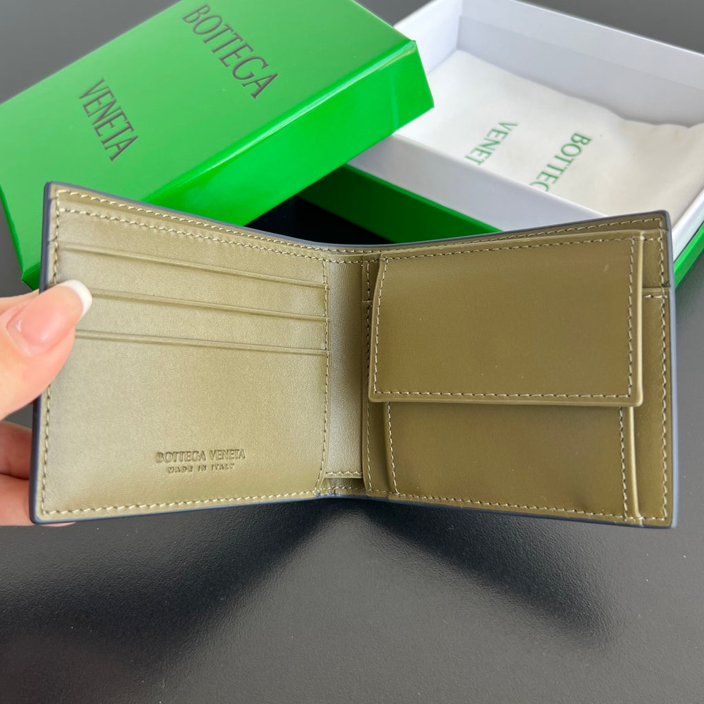 Bottega Veneta Black & Green Coin Purse Edition 23 - detail image 5