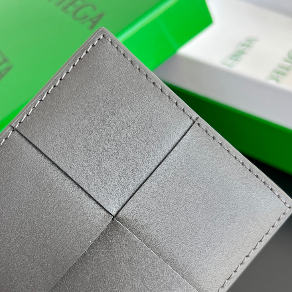 Bottega Veneta Black & Green Coin Purse Edition 21 - detail image 9