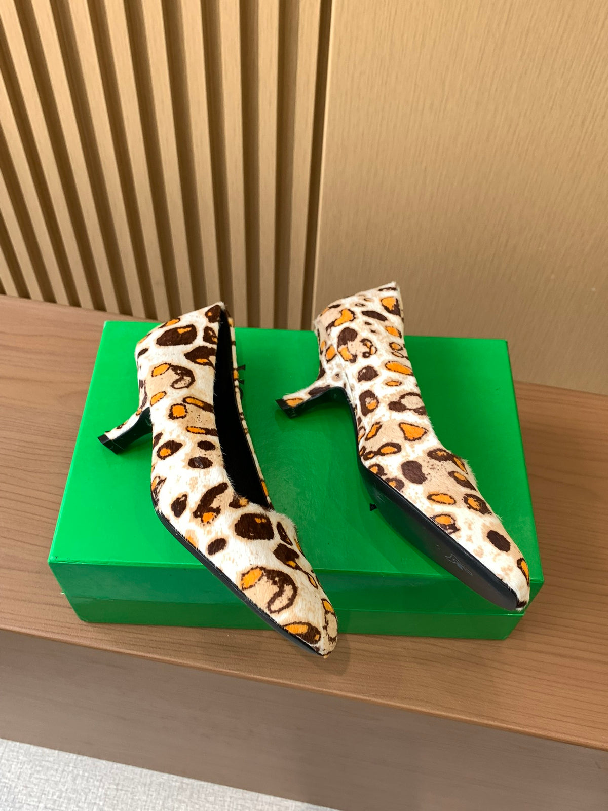Bottega Veneta Rose Gold & Green Designer Shoes EU 35-39 - detail image 4
